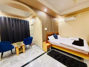 The ARL Hotels & Banquets