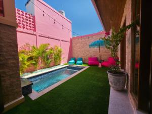 Bali Dream Beach House - Family Friendly Villa in the Heart of Sanur Beach, Cafes, Market & Shopping