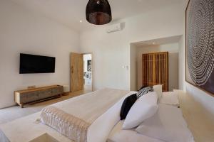 Azul Villa 3 - Stylish 2BR Villa