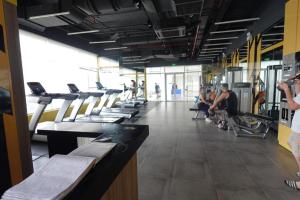 Warm & Beautiful Space