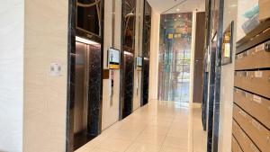 Stunning 3Br Condo #The Sun Avenue #LM81 View #S3-1302