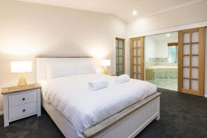 Peaceful Peron - outdoor pool, close to beach