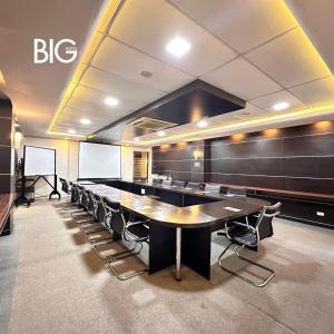 Big Hotel