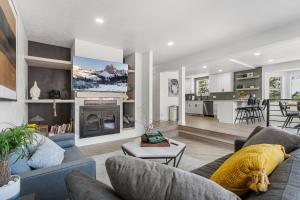 Designer home 20 mins to Skiing & SLC Downtown
