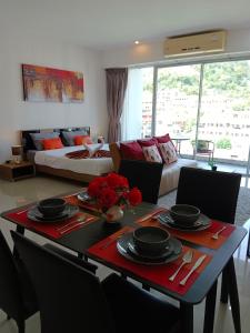 A Big Condo in Karon Walking distance to Beach