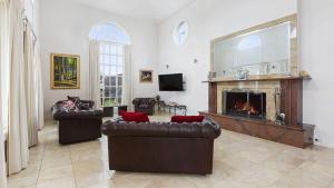 Marble Sands Beachside Stay at Rye