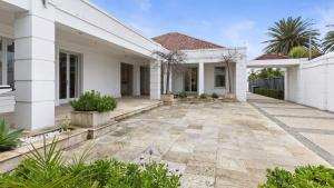 Marble Sands Beachside Studio at Rye