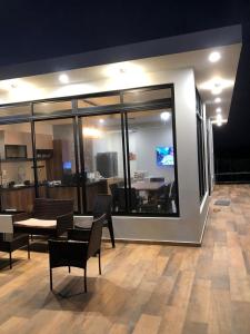 Casa de Campo La Martina con piscina y parrilla