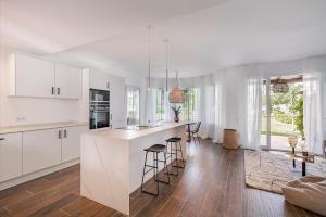 Modern Penthouse in Marbella with Pool