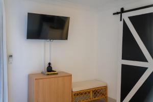 Studio 9