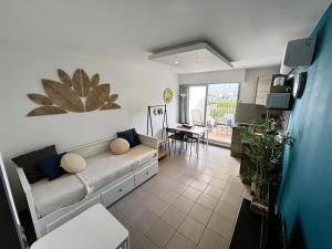 Le Cormoran vue port de plaisance