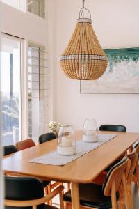 Pool House - Couples retreat