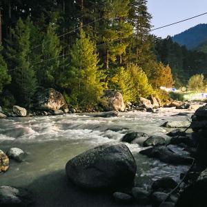 KojaHotelManali - 3-gwiazdkowe hotele w mieście Manāli