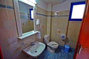 Studio (2 Adults)