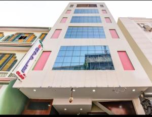 HoTEL APPLE GRAND - Hotely, Vidžajaváda