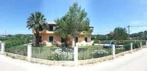 Feakes Apartments - Arillas