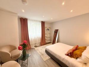 Stylish 2-Bed near Earls Court Station