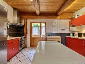 Chalet 15 personnes, proche pistes, 7 chambres, La Plagne - FR-1-455-158