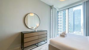 Exclusive 1BR, Panoramic Marina View, Dubai Marina - 21AB02