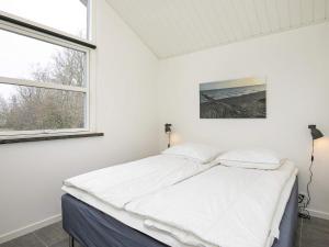 10 person holiday home in Jerup