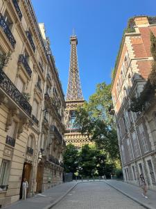 Perfect for small familiescouples. By EVERYTHING.