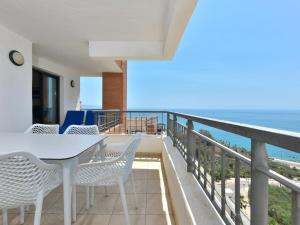 Apartamento de 3 dormitorios frente al mar