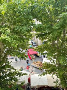 The Clock Apartment an authentic apartment in the city center