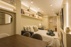 Bright Apartment in Barcelona