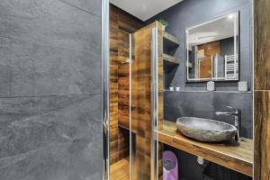 Sky View Family Apartment