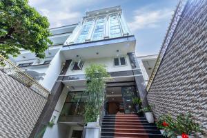 G8 Center Hotel and Apartment