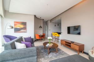 Colour that Pops LeMac by YH Westlands Nairobi