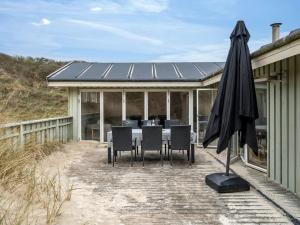 Holiday Home Erwith - 50m from the sea by Interhome