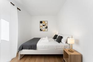 GuestReady - Rosemarys lovely home with a garden