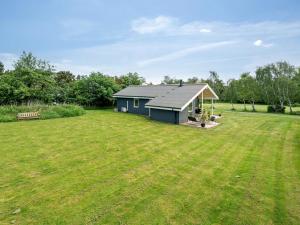 Holiday Home Luukas - 150m from the sea by Interhome