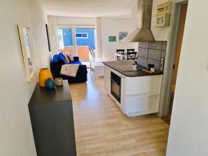 Apartment Emira - 50m from the sea by Interhome