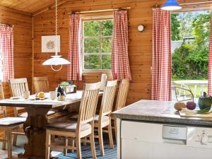 Holiday Home Tuukka - 150m from the sea by Interhome