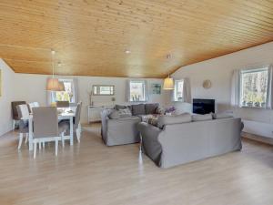 Holiday Home Kia - 80m from the sea by Interhome