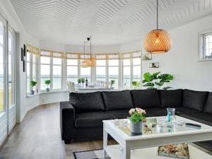 Holiday Home Hwitserk - 5m from the sea by Interhome