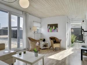 Holiday Home Alvina - 25m from the sea by Interhome