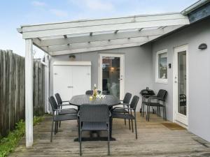 Holiday Home Alvina - 25m from the sea by Interhome