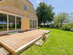 Holiday Home Rouwen - 1km from the sea by Interhome
