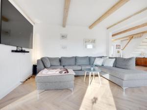 Holiday Home Rouwen - 1km from the sea by Interhome