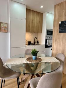 Sea View Apartment 1 minute to the Beach