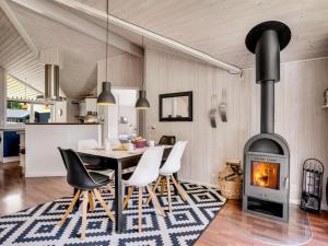 Holiday Home Truls - 800m from the sea by Interhome