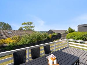 Holiday Home Wrange - 150m from the sea by Interhome