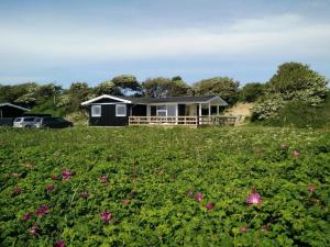 Holiday Home Bertold - 20m from the sea by Interhome