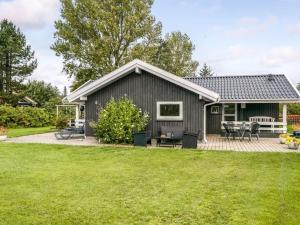 Holiday Home Stasia - 75m from the sea by Interhome