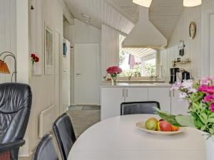 Holiday Home Stasia - 75m from the sea by Interhome