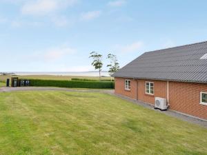 Apartment Ringulf - 350m from the sea by Interhome