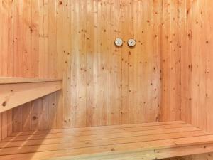 Holiday Home Riaan - 200m from the sea by Interhome